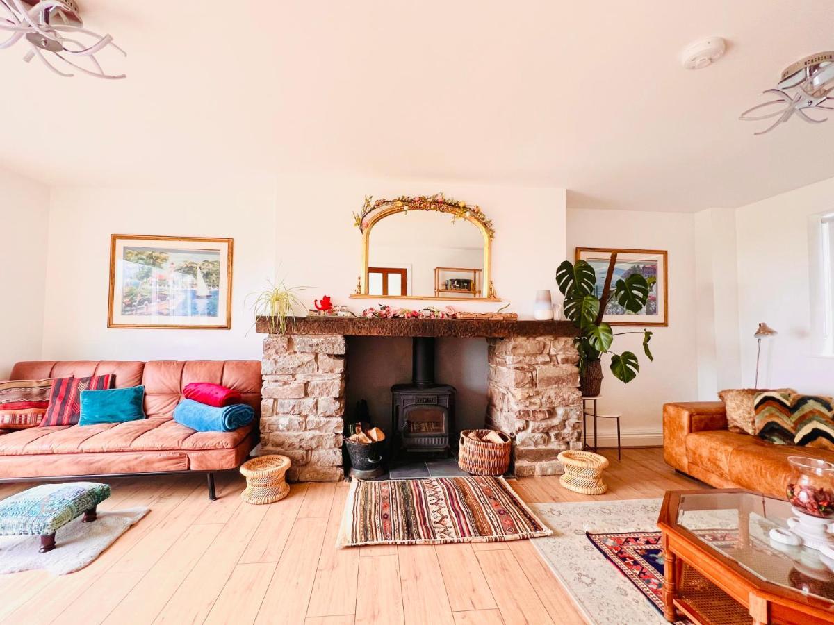 Gordy Hall -Sea Facing Welsh Cottage With Stunning Views Pendine Buitenkant foto