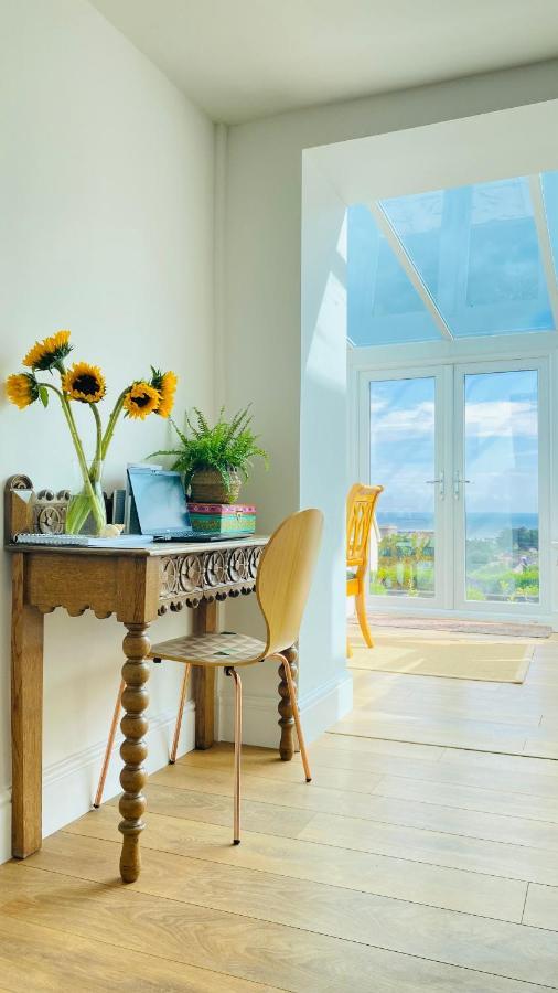 Gordy Hall -Sea Facing Welsh Cottage With Stunning Views Pendine Buitenkant foto