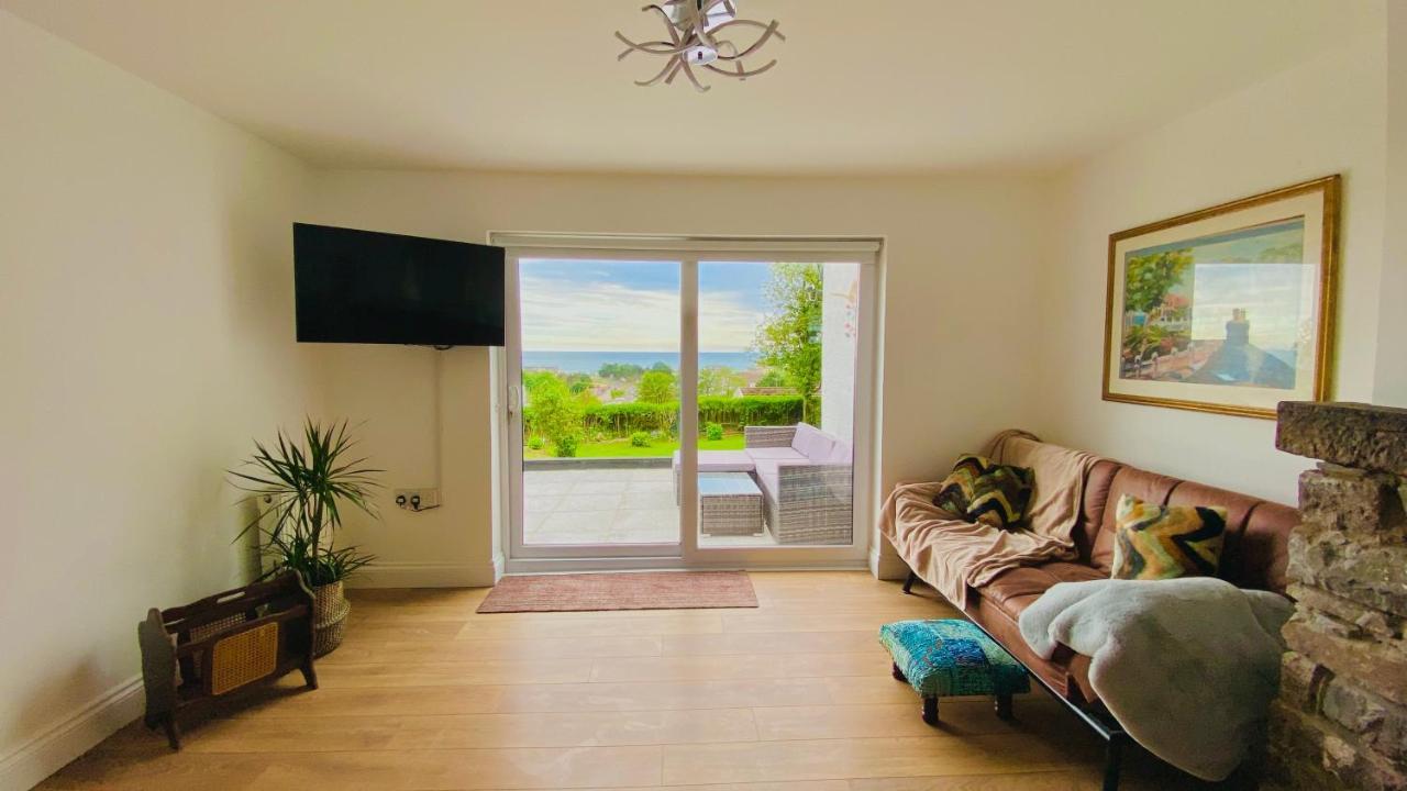 Gordy Hall -Sea Facing Welsh Cottage With Stunning Views Pendine Buitenkant foto
